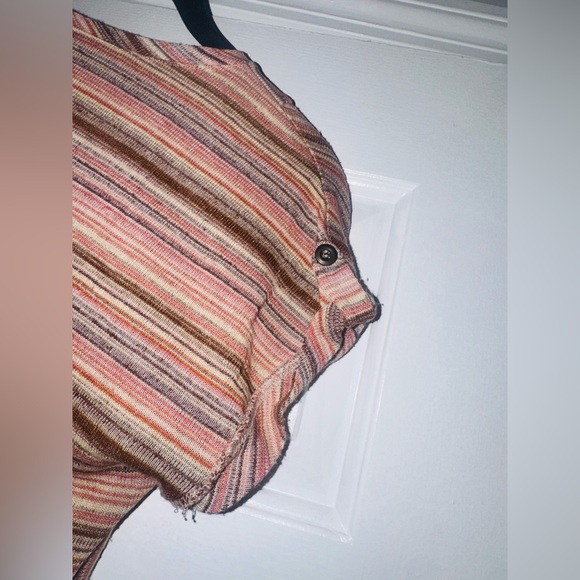 👑 SIZE MEDIUM Destination Maternity Multicolor Striped Short Sleeve Top - Picture 10 of 10
